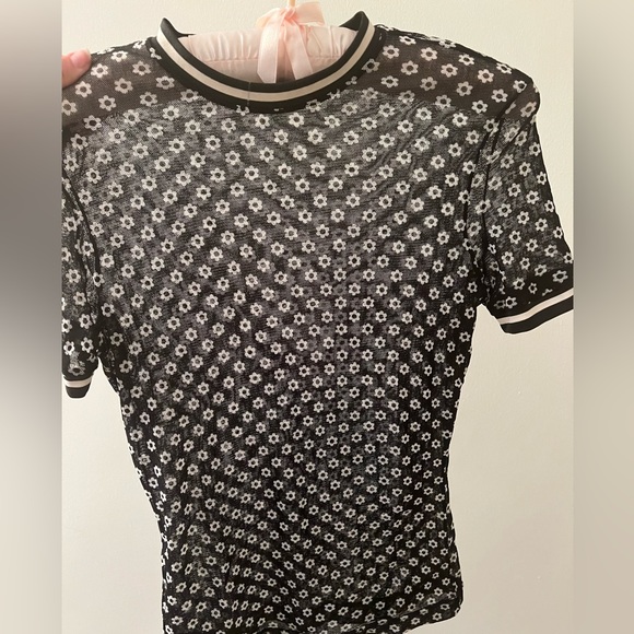 1990s Mesh Daisy Vivienne Tam Short Sleeve Top - Picture 6 of 8